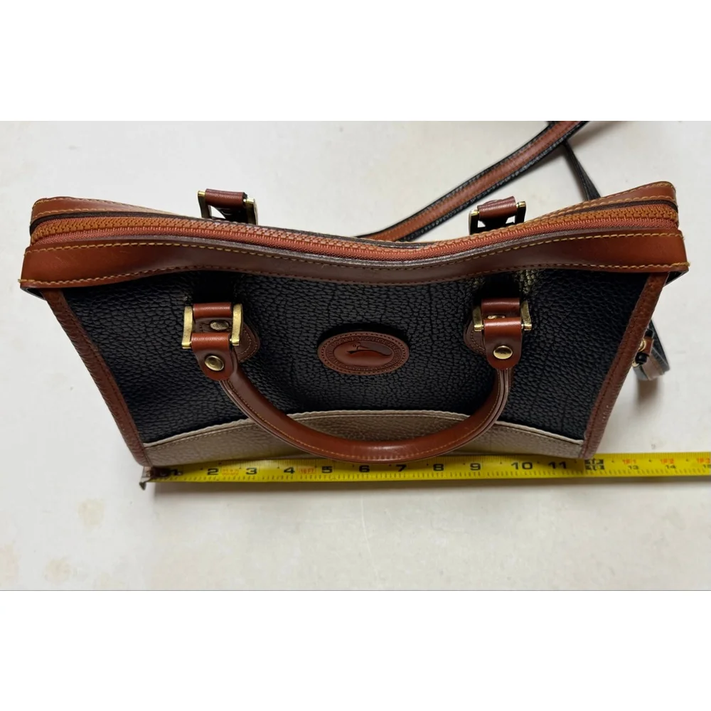 Vintage Dooney & Bourke Classic Boston Style All Weather pebble Leather Satchel